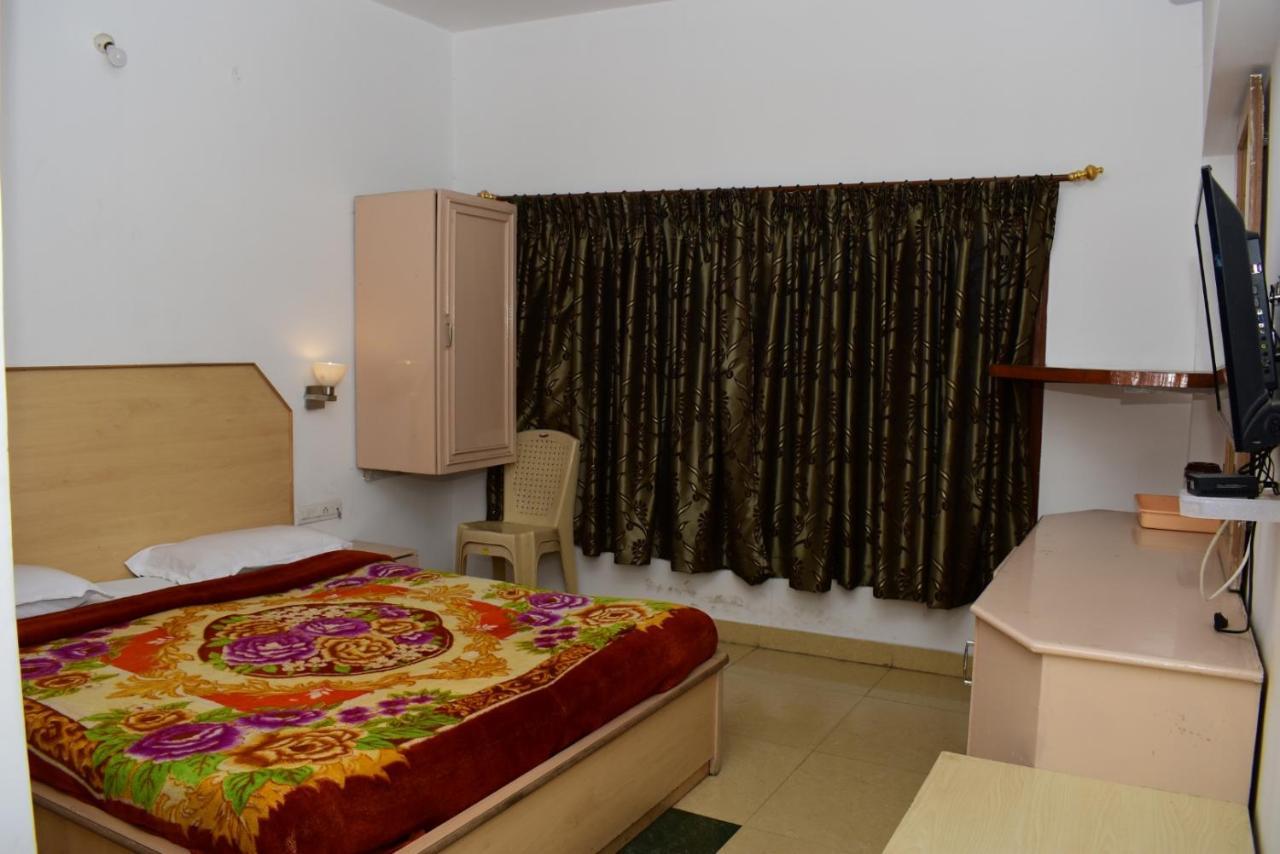 קודאיקנאל Hotel Ruby International מראה חיצוני תמונה